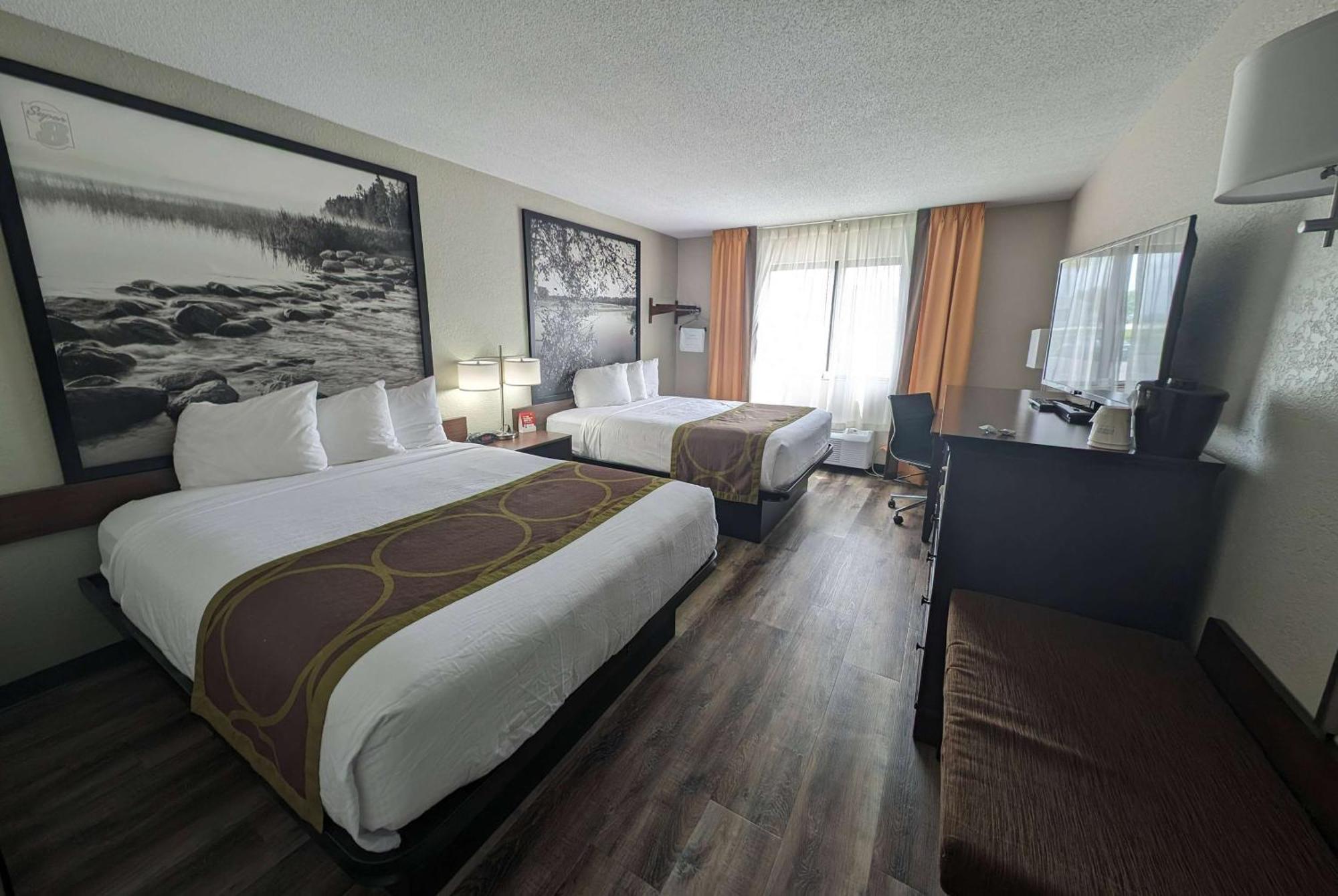 Super 8 By Wyndham Alexandria Mn Motel Exterior photo
